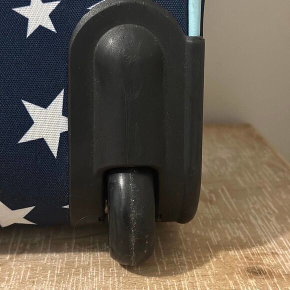 Victoria Secret Pink suitcase - Picture 7 of 11